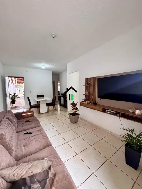 Foto 2 de Casa com 3 quartos à venda, 66m2 em Bela Vista, Patos De Minas - MG