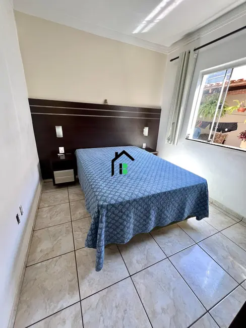 Casa com 4 quartos à venda, 121m2 em Brasil, Patos De Minas - MG - imagem 9 Foto 9 de Casa com 4 quartos à venda, 121m2 em Brasil, Patos De Minas - MG