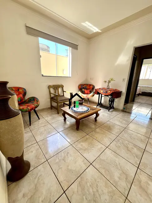 Casa com 4 quartos à venda, 121m2 em Brasil, Patos De Minas - MG - imagem 5 Foto 5 de Casa com 4 quartos à venda, 121m2 em Brasil, Patos De Minas - MG