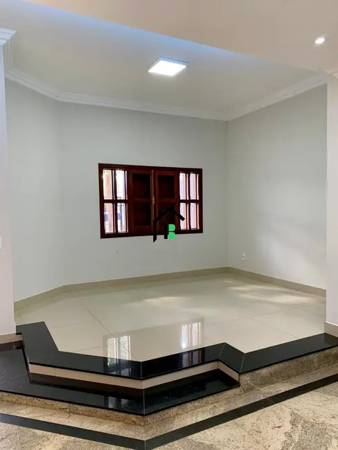 Casa com 4 quartos à venda, 375m2 em Sobradinho, Patos De Minas - MG - imagem 3 Foto 3 de Casa com 4 quartos à venda, 375m2 em Sobradinho, Patos De Minas - MG