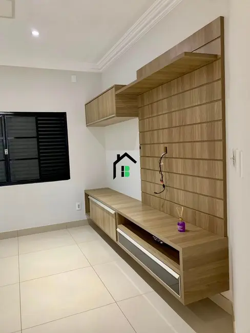 Casa com 4 quartos à venda, 375m2 em Sobradinho, Patos De Minas - MG - imagem 4 Foto 4 de Casa com 4 quartos à venda, 375m2 em Sobradinho, Patos De Minas - MG