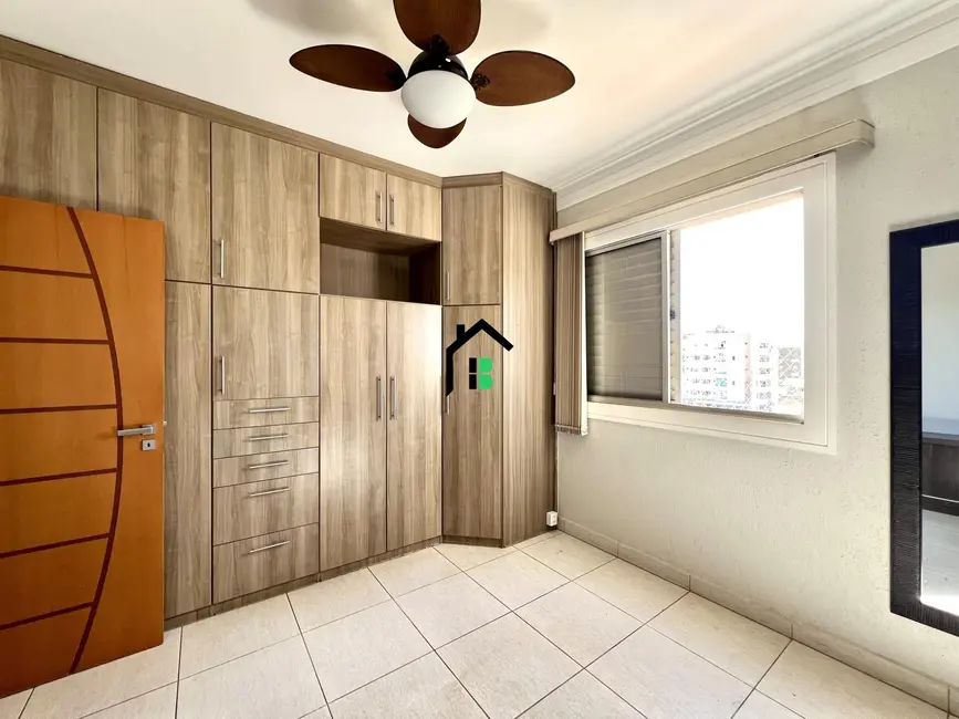 Cobertura com 4 quartos à venda, 172m2 em Centro, Patos De Minas - MG - imagem 9 Foto 9 de Cobertura com 4 quartos à venda, 172m2 em Centro, Patos De Minas - MG