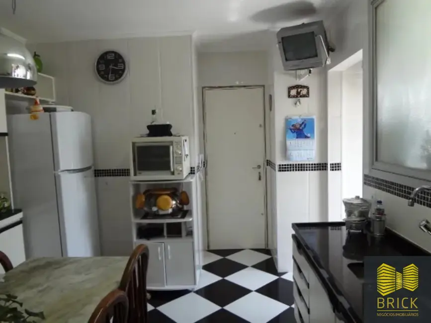 Apartamento com 3 quartos à venda, 117m2 em Centro, Campinas - SP - imagem 4 Foto 4 de Apartamento com 3 quartos à venda, 117m2 em Centro, Campinas - SP