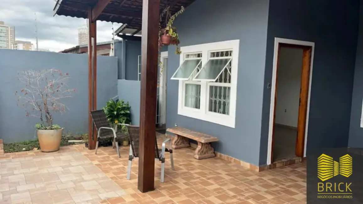 Foto 1 de Casa com 4 quartos à venda, 200m2 em Jardim Planalto, Campinas - SP