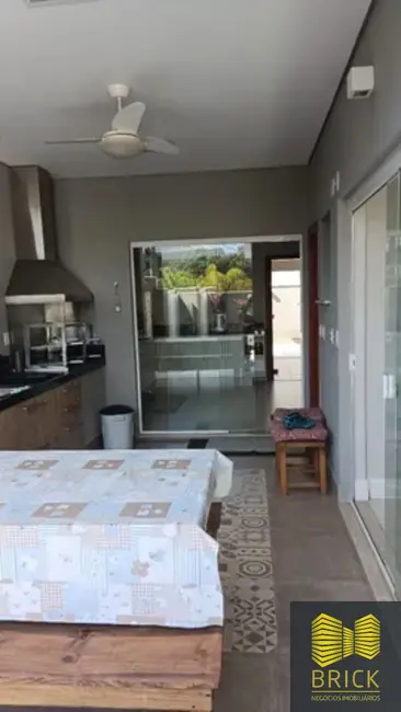 Casa de Condomínio com 4 quartos à venda, 310m2 em Swiss Park, Campinas - SP - imagem 4 Foto 4 de Casa de Condomínio com 4 quartos à venda, 310m2 em Swiss Park, Campinas - SP