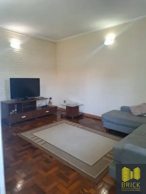 Foto 2 de Casa com 3 quartos à venda, 138m2 em Parque São Quirino, Campinas - SP