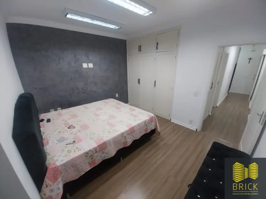 Casa com 3 quartos à venda, 256m2 em Jardim Chapadão, Campinas - SP - imagem 8 Foto 8 de Casa com 3 quartos à venda, 256m2 em Jardim Chapadão, Campinas - SP