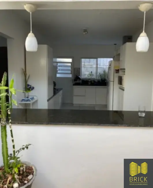 Casa com 3 quartos à venda, 120m2 em Parque Imperador, Campinas - SP - imagem 9 Foto 9 de Casa com 3 quartos à venda, 120m2 em Parque Imperador, Campinas - SP