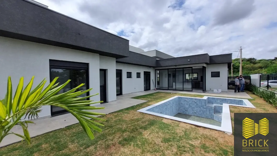 Casa de Condomínio com 3 quartos à venda, 220m2 em Swiss Park, Campinas - SP - imagem 4 Foto 4 de Casa de Condomínio com 3 quartos à venda, 220m2 em Swiss Park, Campinas - SP