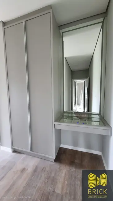 Casa de Condomínio com 3 quartos à venda, 220m2 em Swiss Park, Campinas - SP - imagem 7 Foto 7 de Casa de Condomínio com 3 quartos à venda, 220m2 em Swiss Park, Campinas - SP