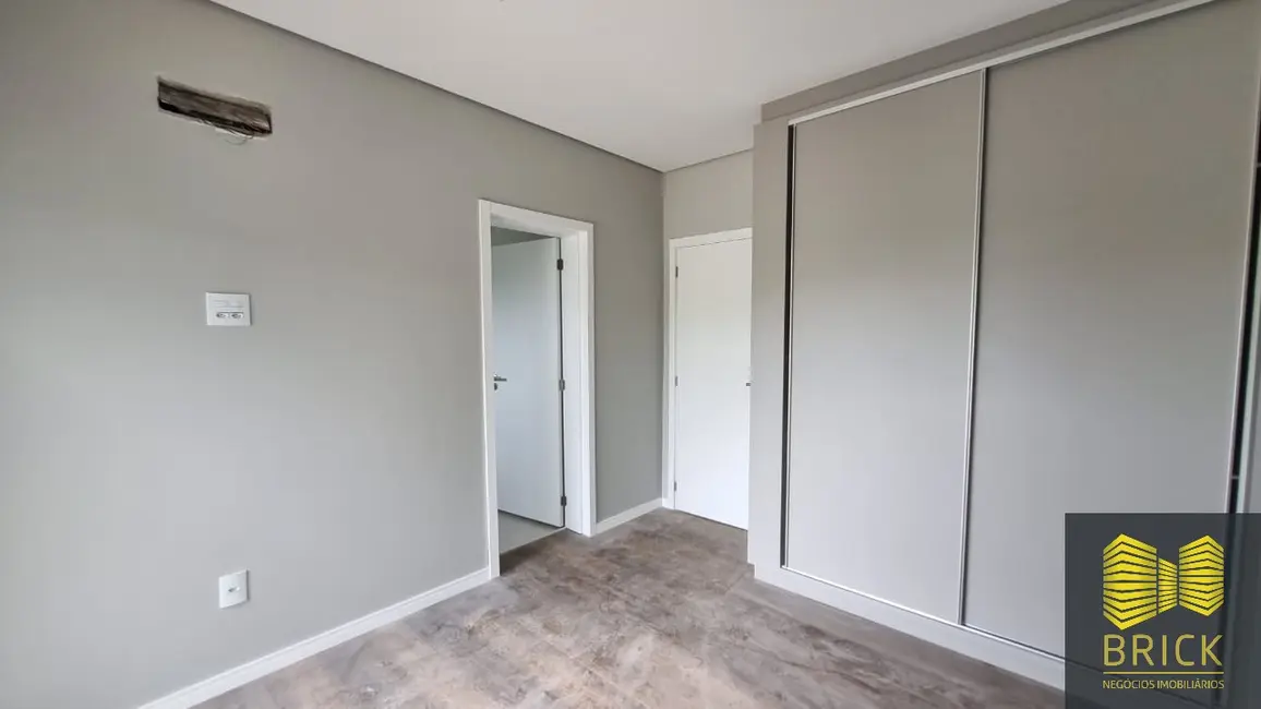 Casa de Condomínio com 3 quartos à venda, 220m2 em Swiss Park, Campinas - SP - imagem 6 Foto 6 de Casa de Condomínio com 3 quartos à venda, 220m2 em Swiss Park, Campinas - SP