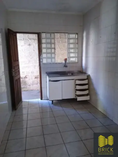 Casa com 4 quartos à venda, 130m2 em Vila Costa e Silva, Campinas - SP - imagem 5 Foto 5 de Casa com 4 quartos à venda, 130m2 em Vila Costa e Silva, Campinas - SP