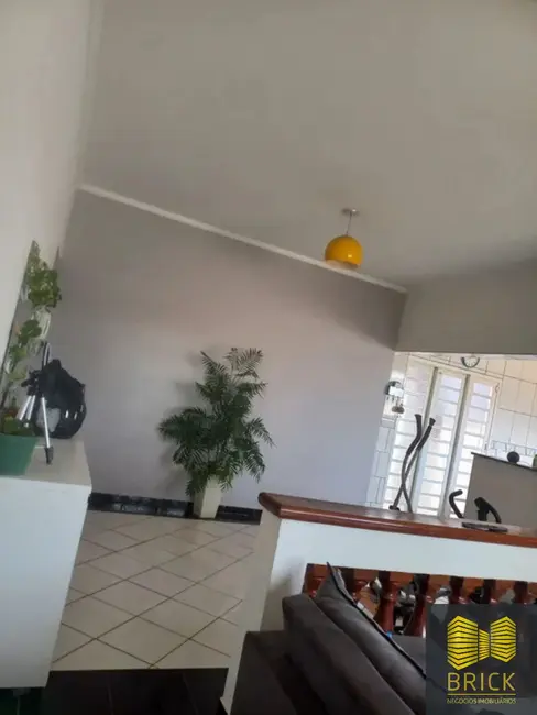 Foto 2 de Casa com 3 quartos à venda, 160m2 em Jardim Flamboyant, Campinas - SP