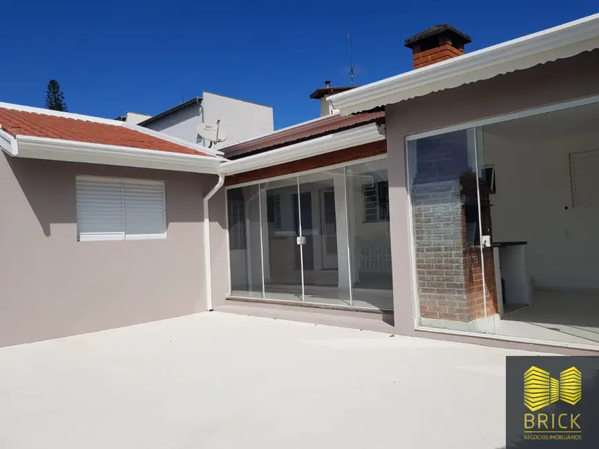 Foto 1 de Casa com 2 quartos à venda, 120m2 em Vila Brandina, Campinas - SP