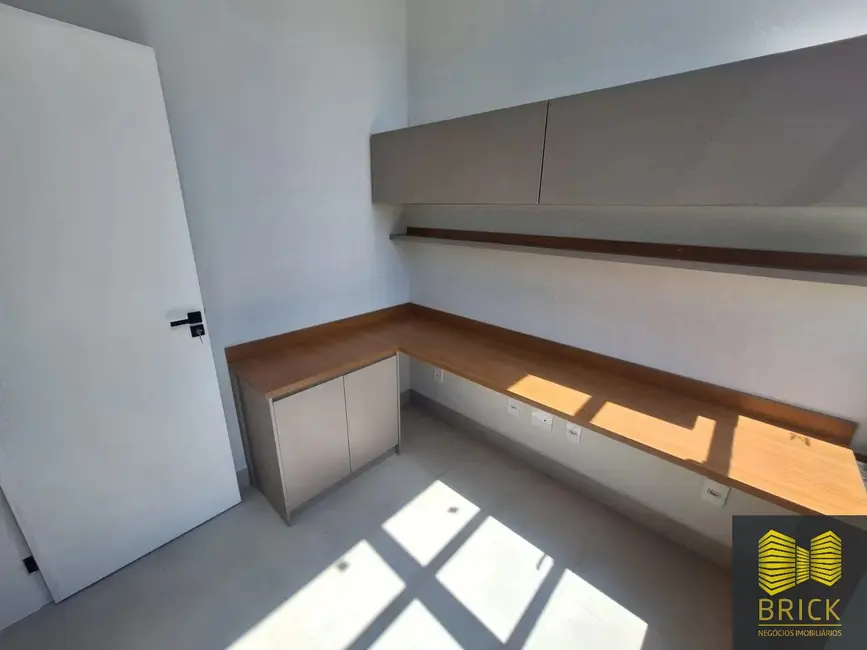 Foto 8 de Casa de Condomínio com 3 quartos à venda, 274m2 em Swiss Park, Campinas - SP