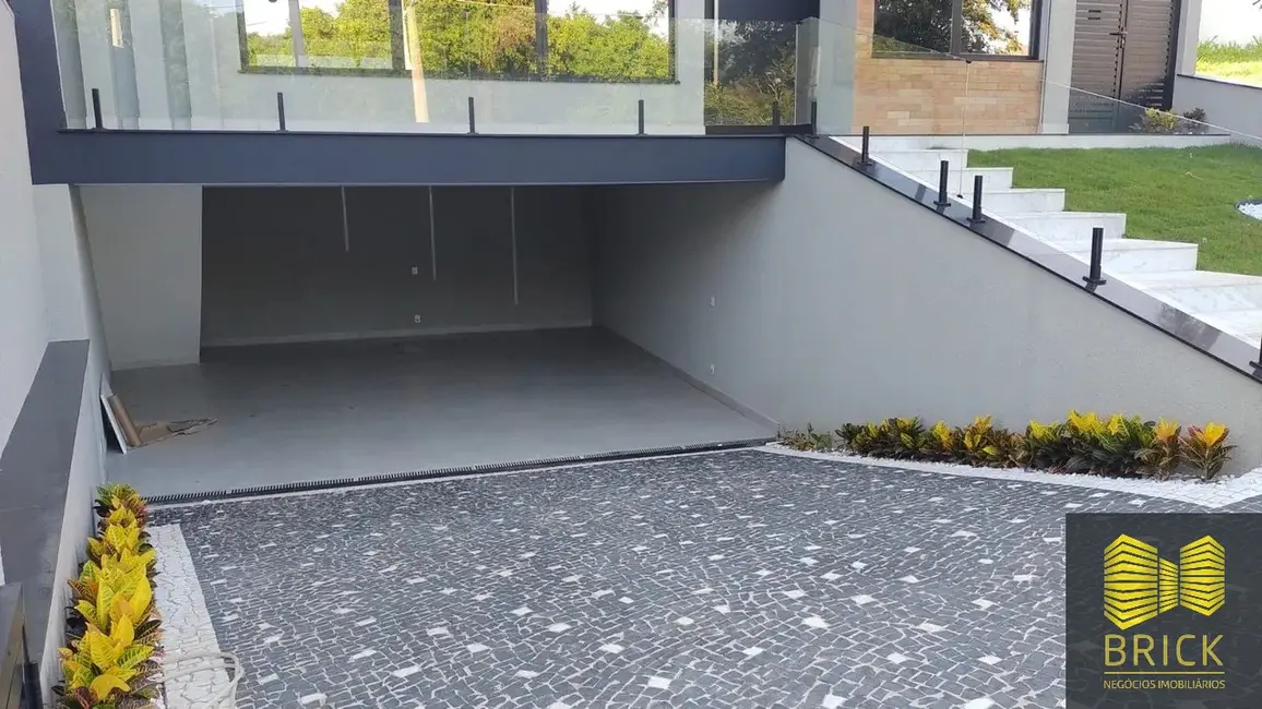 Foto 2 de Casa de Condomínio com 3 quartos à venda, 274m2 em Swiss Park, Campinas - SP