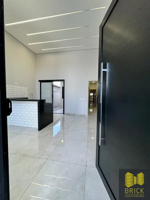 Casa com 2 quartos à venda, 72m2 em Jardim Novo Cambuí, Hortolandia - SP - imagem 4 Foto 4 de Casa com 2 quartos à venda, 72m2 em Jardim Novo Cambuí, Hortolandia - SP