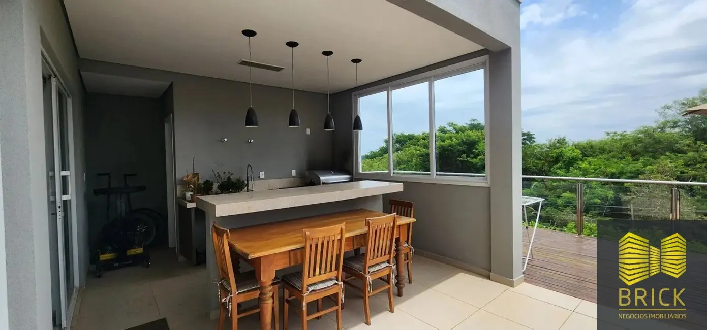 Casa de Condomínio com 3 quartos à venda, 275m2 em Parque das Quaresmeiras, Campinas - SP - imagem 6 Foto 6 de Casa de Condomínio com 3 quartos à venda, 275m2 em Parque das Quaresmeiras, Campinas - SP