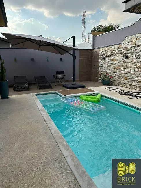 Foto 2 de Casa com 4 quartos à venda, 390m2 em Parque das Universidades, Campinas - SP