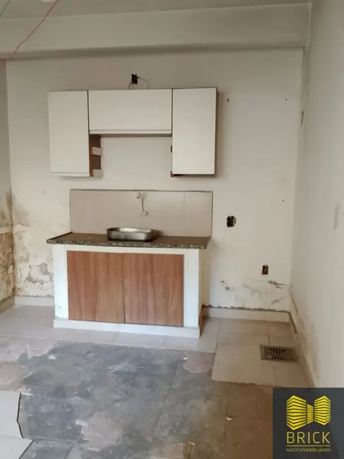 Armazém / Galpão à venda e para alugar, 304m2 em Jardim das Bandeiras, Campinas - SP - imagem 3 Foto 3 de Armazém / Galpão à venda e para alugar, 304m2 em Jardim das Bandeiras, Campinas - SP