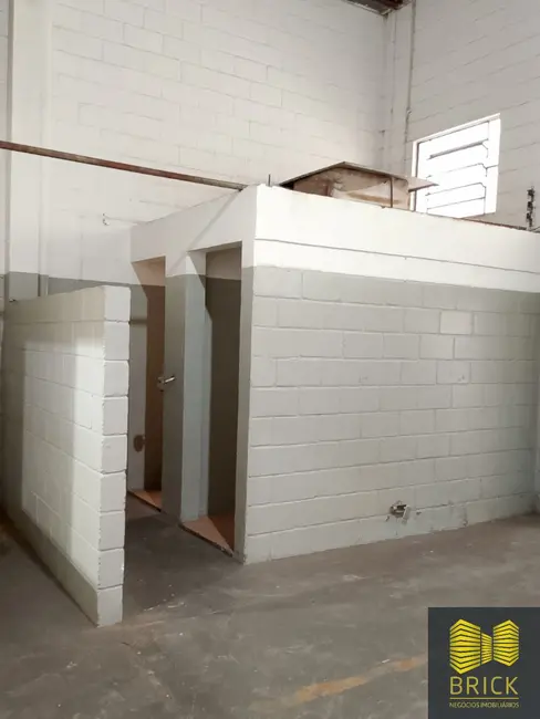 Armazém / Galpão à venda e para alugar, 304m2 em Jardim das Bandeiras, Campinas - SP - imagem 9 Foto 9 de Armazém / Galpão à venda e para alugar, 304m2 em Jardim das Bandeiras, Campinas - SP