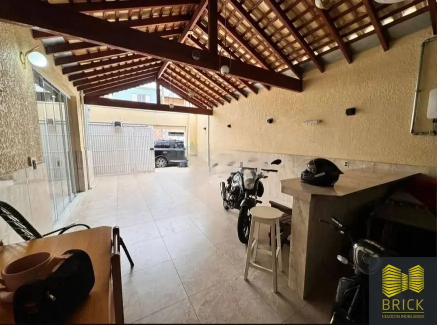 Foto 2 de Casa com 4 quartos à venda, 136m2 em Jardim Francisca, Campinas - SP