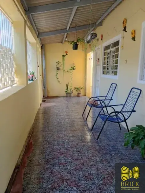 Foto 2 de Casa com 3 quartos à venda, 180m2 em Parque Dom Pedro II, Campinas - SP