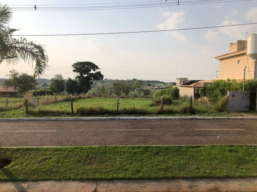 Foto 2 de Terreno / Lote à venda, 1535m2 em Centro, Trindade - GO