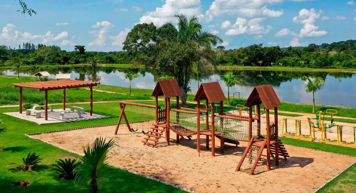 Terreno / Lote à venda, 1535m2 em Centro, Trindade - GO - imagem 5 Foto 5 de Terreno / Lote à venda, 1535m2 em Centro, Trindade - GO