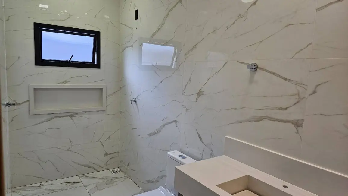 Foto 3 de Casa com 3 quartos à venda, 300m2 em Residencial Vereda dos Buritis, Goiania - GO