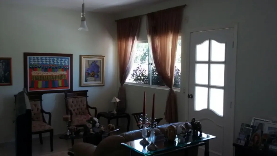 Foto 2 de Casa de Condomínio com 3 quartos à venda, 174m2 em Vila São Joaquim, Aparecida De Goiania - GO