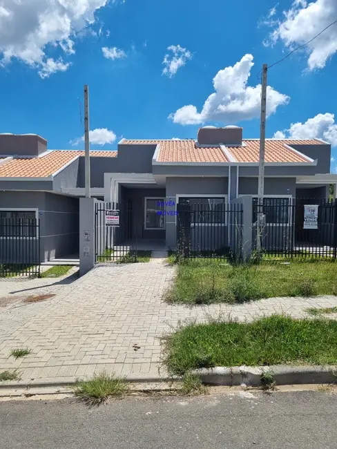 Foto 2 de Casa com 2 quartos à venda, 80m2 em Campo de Santana, Curitiba - PR
