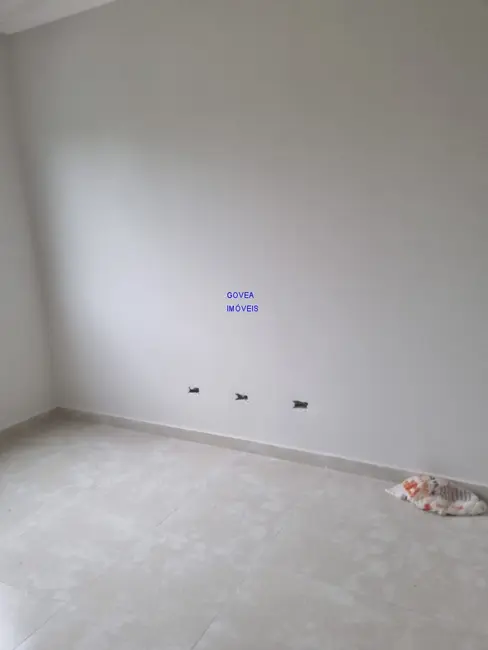 Casa com 3 quartos à venda, 80m2 em Cidade Industrial, Curitiba - PR - imagem 3 Foto 3 de Casa com 3 quartos à venda, 80m2 em Cidade Industrial, Curitiba - PR