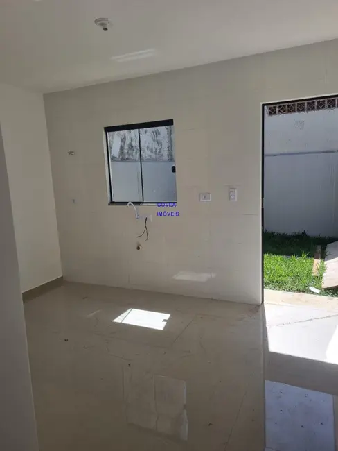 Foto 2 de Casa com 2 quartos à venda, 66m2 em Campo de Santana, Curitiba - PR