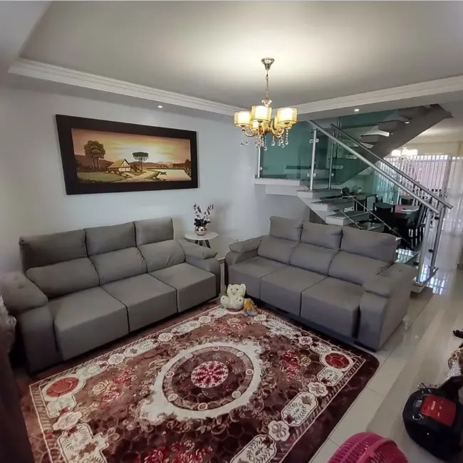 Foto 1 de Casa com 3 quartos à venda, 150m2 em Xaxim, Curitiba - PR