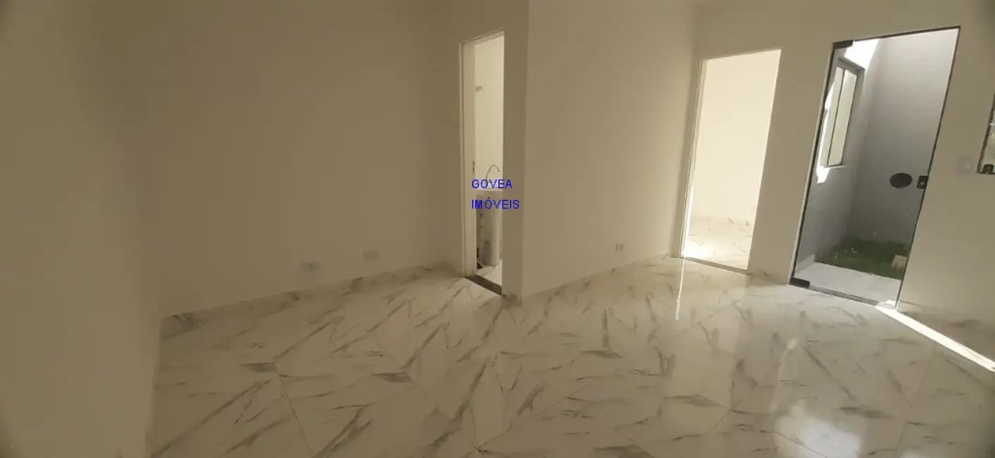 Foto 2 de Casa com 2 quartos à venda, 41m2 em Tatuquara, Curitiba - PR