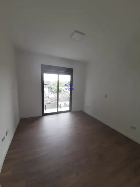 Casa com 4 quartos à venda, 207m2 em Umbará, Curitiba - PR - imagem 4 Foto 4 de Casa com 4 quartos à venda, 207m2 em Umbará, Curitiba - PR