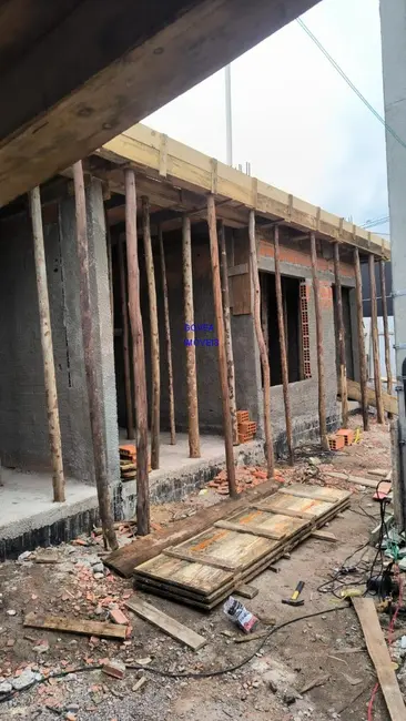 Casa com 3 quartos à venda, 88m2 em Cidade Industrial, Curitiba - PR - imagem 5 Foto 5 de Casa com 3 quartos à venda, 88m2 em Cidade Industrial, Curitiba - PR