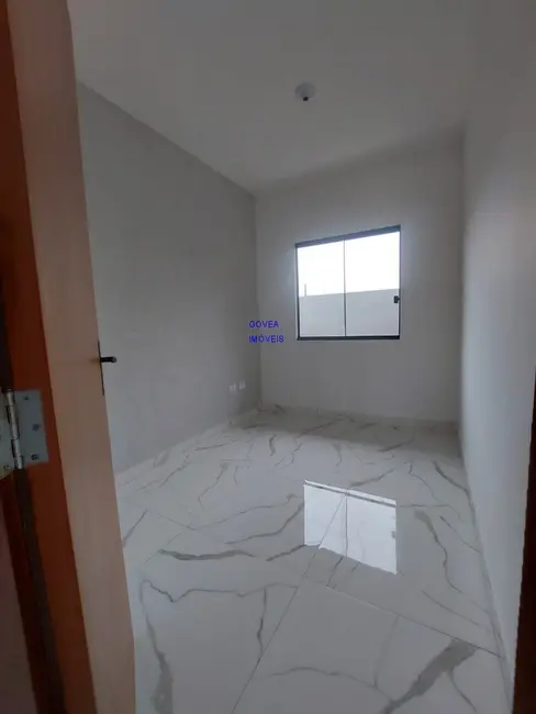 Casa com 3 quartos à venda, 60m2 em Santa Terezinha, Fazenda Rio Grande - PR - imagem 8 Foto 8 de Casa com 3 quartos à venda, 60m2 em Santa Terezinha, Fazenda Rio Grande - PR