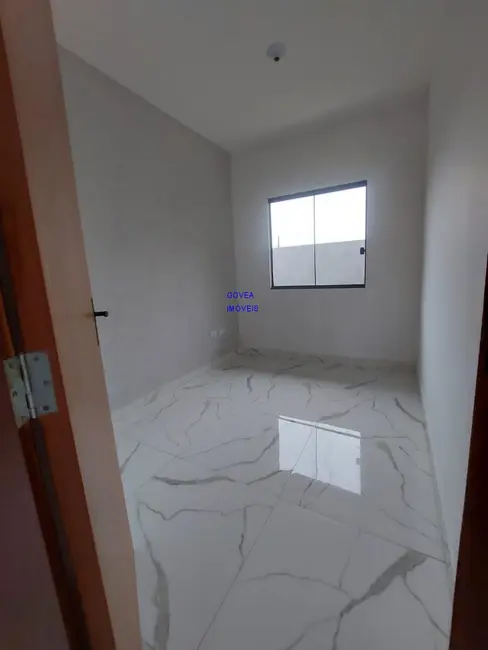 Casa com 3 quartos à venda, 60m2 em Santa Terezinha, Fazenda Rio Grande - PR - imagem 9 Foto 9 de Casa com 3 quartos à venda, 60m2 em Santa Terezinha, Fazenda Rio Grande - PR