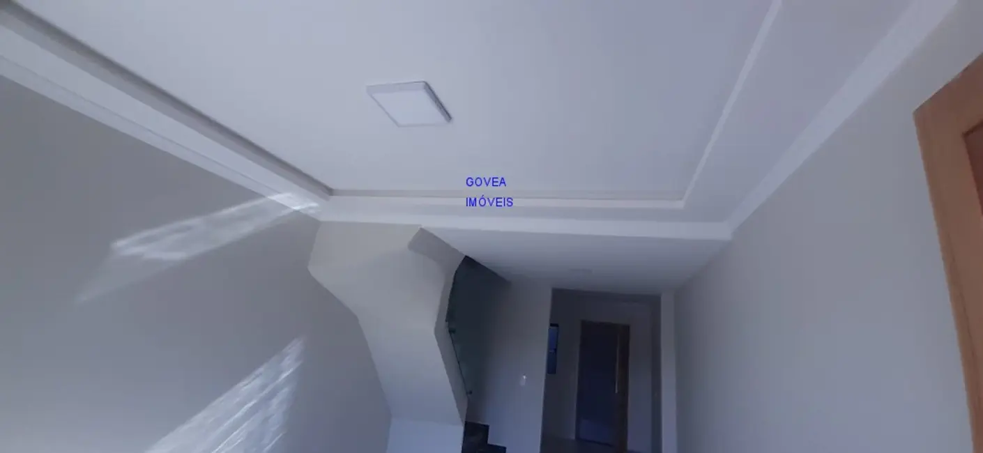 Foto 1 de Casa com 2 quartos à venda, 70m2 em Cidade Industrial, Curitiba - PR