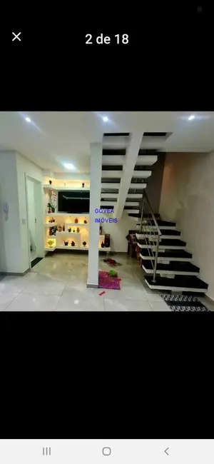 Foto 2 de Casa com 3 quartos à venda, 80m2 em Pinheirinho, Curitiba - PR