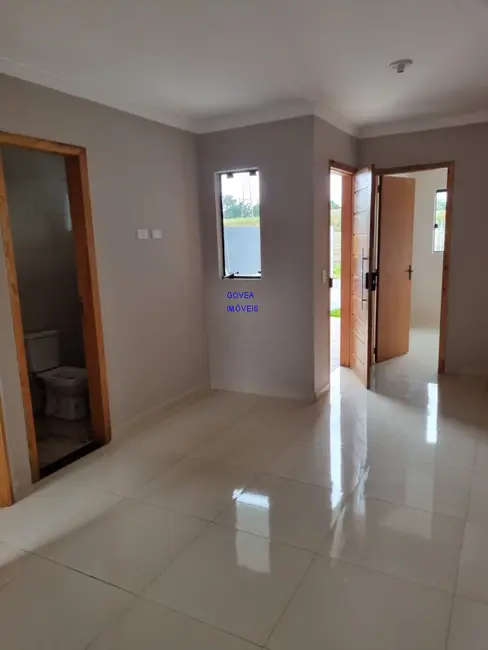 Foto 2 de Casa com 2 quartos à venda, 35m2 em Tatuquara, Curitiba - PR