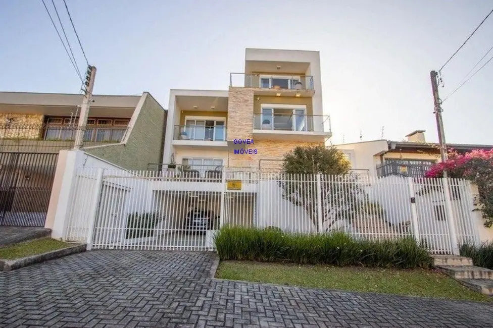 Foto 1 de Casa com 3 quartos à venda, 440m2 em Bom Retiro, Curitiba - PR