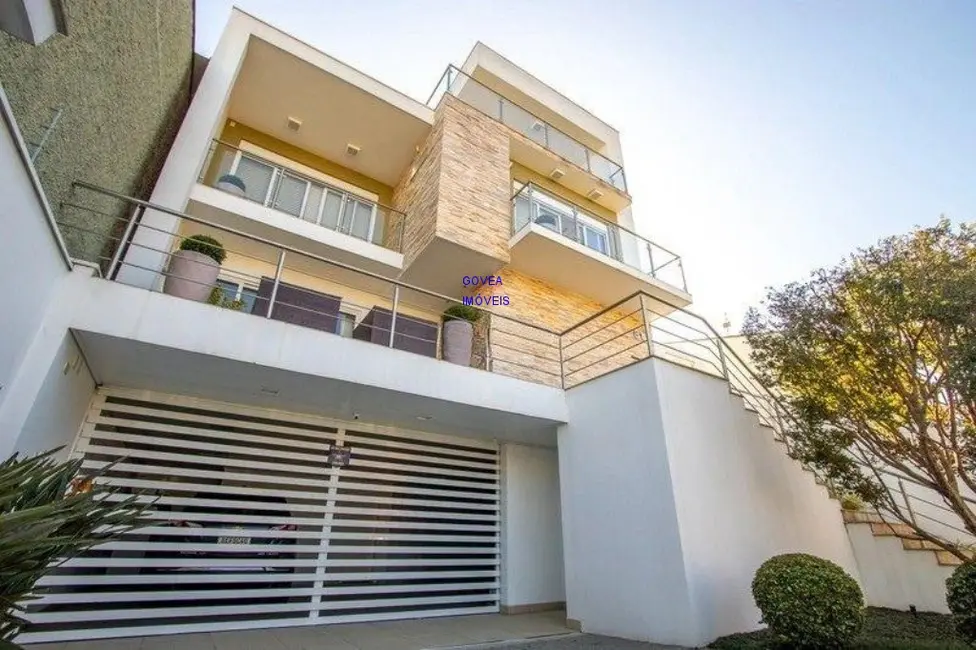 Foto 2 de Casa com 3 quartos à venda, 440m2 em Bom Retiro, Curitiba - PR