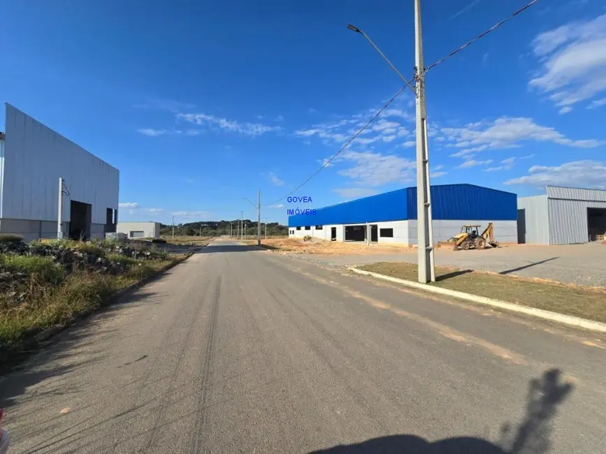 Armazém / Galpão à venda e para alugar, 950m2 em Eucaliptos, Fazenda Rio Grande - PR - imagem 6 Foto 6 de Armazém / Galpão à venda e para alugar, 950m2 em Eucaliptos, Fazenda Rio Grande - PR