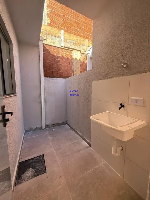 Casa com 3 quartos à venda, 58m2 em Campo de Santana, Curitiba - PR - imagem 4 Foto 4 de Casa com 3 quartos à venda, 58m2 em Campo de Santana, Curitiba - PR