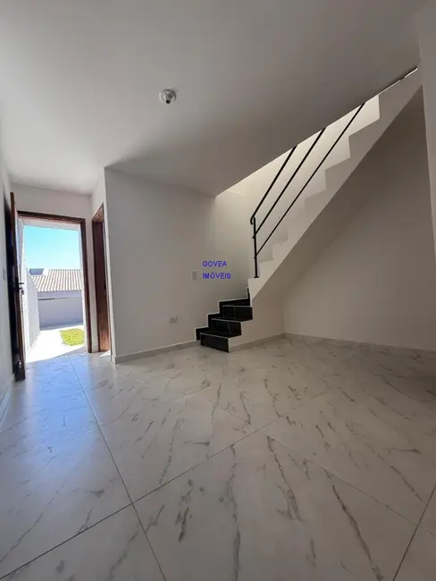 Casa com 3 quartos à venda, 58m2 em Campo de Santana, Curitiba - PR - imagem 3 Foto 3 de Casa com 3 quartos à venda, 58m2 em Campo de Santana, Curitiba - PR