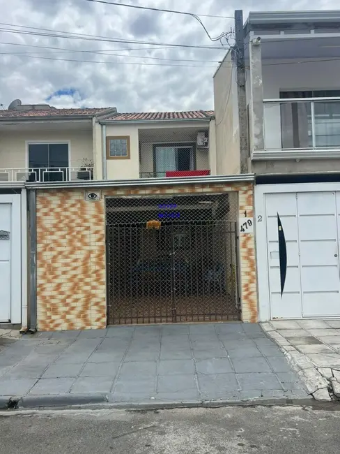 Foto 1 de Casa com 2 quartos à venda, 67m2 em Cidade Industrial, Curitiba - PR