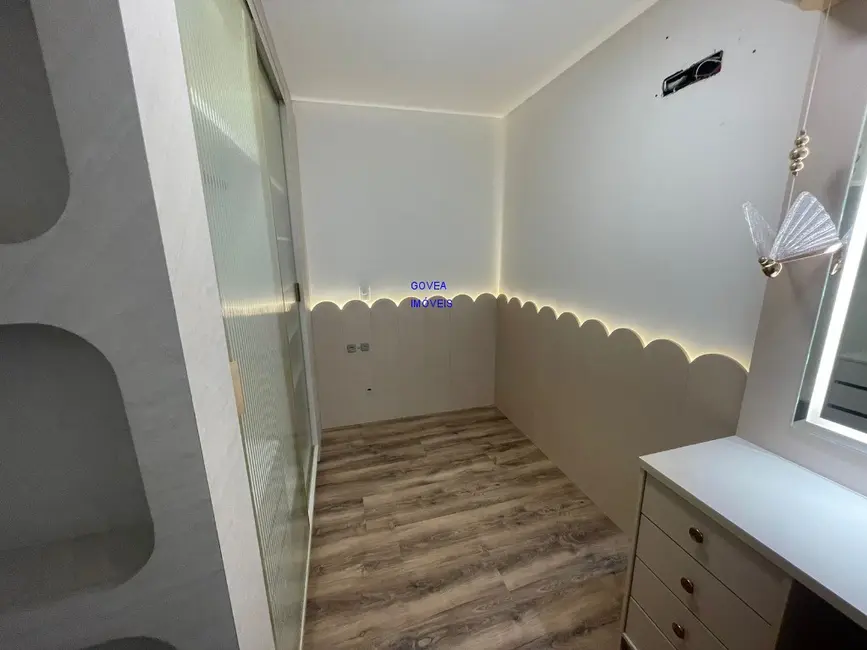 Foto 2 de Casa com 3 quartos à venda, 153m2 em Portão, Curitiba - PR